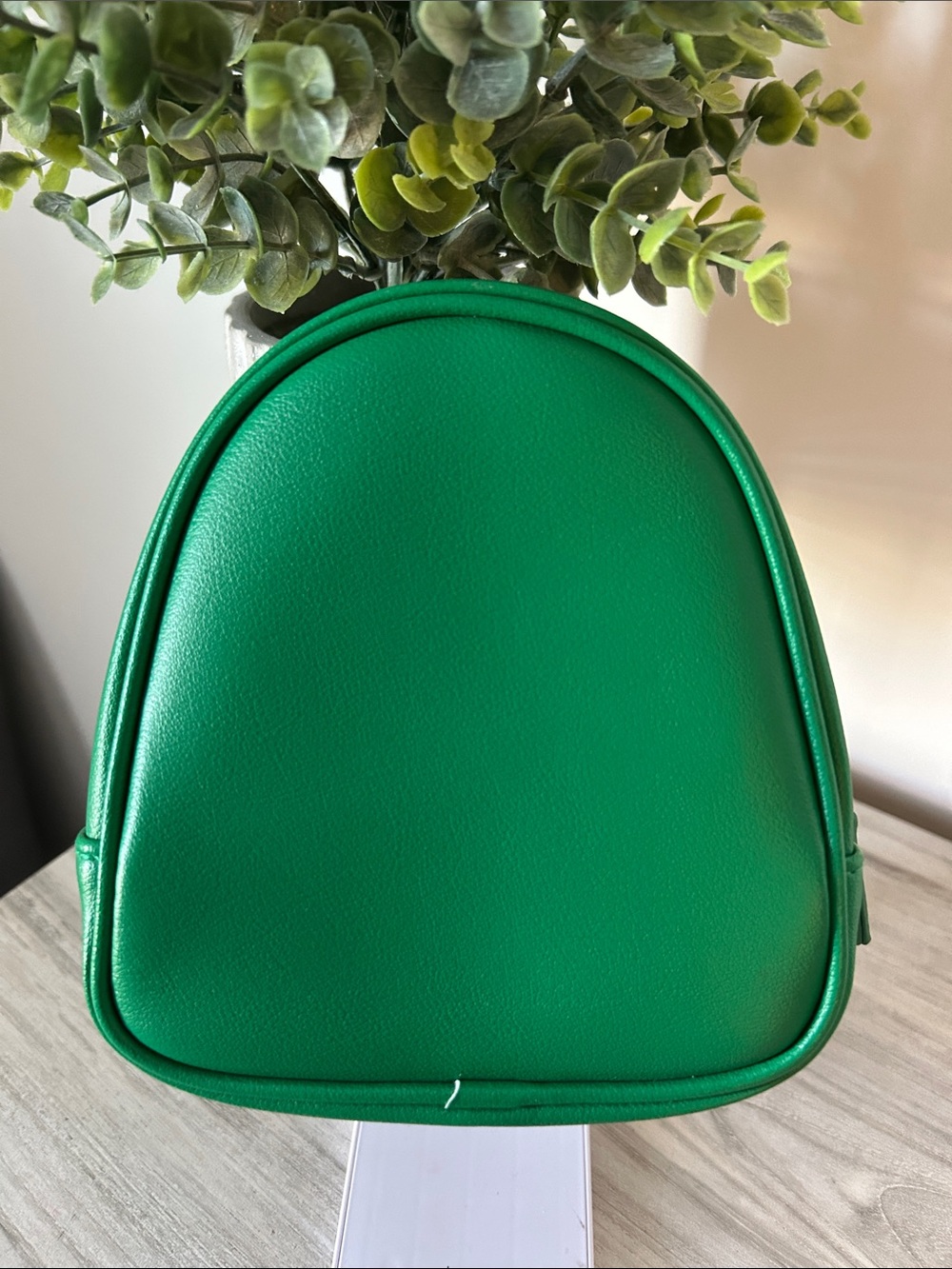 Bath and Body Works Green Turtle Shell Mini Bag with Gold Accent - NWOT - Picture 2 of 6